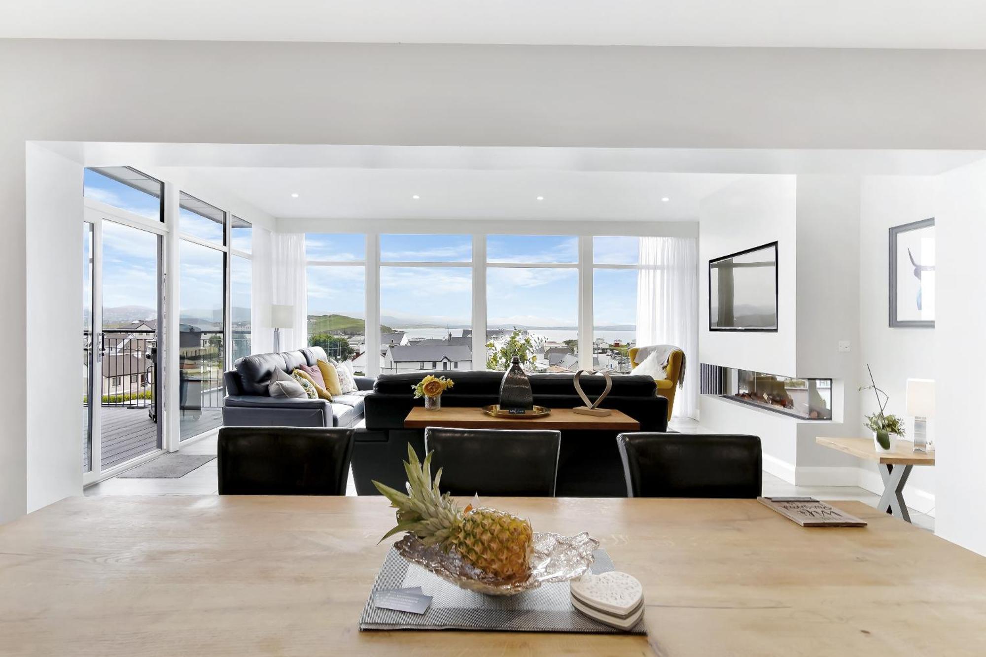 Bayview Luxury 4 Bedroom Penthouse ดาวนิงส์ ภายนอก รูปภาพ