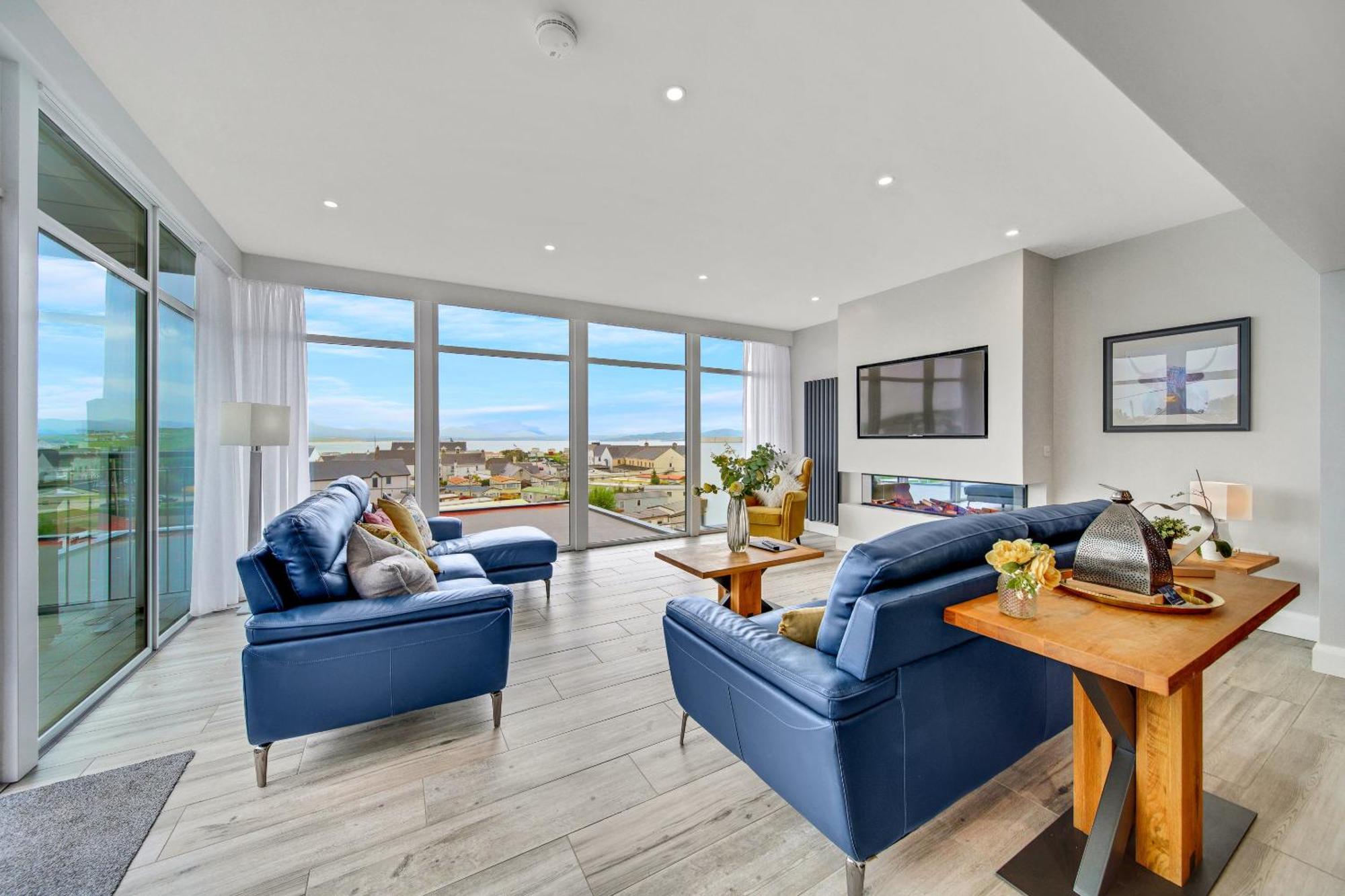 Bayview Luxury 4 Bedroom Penthouse ดาวนิงส์ ภายนอก รูปภาพ